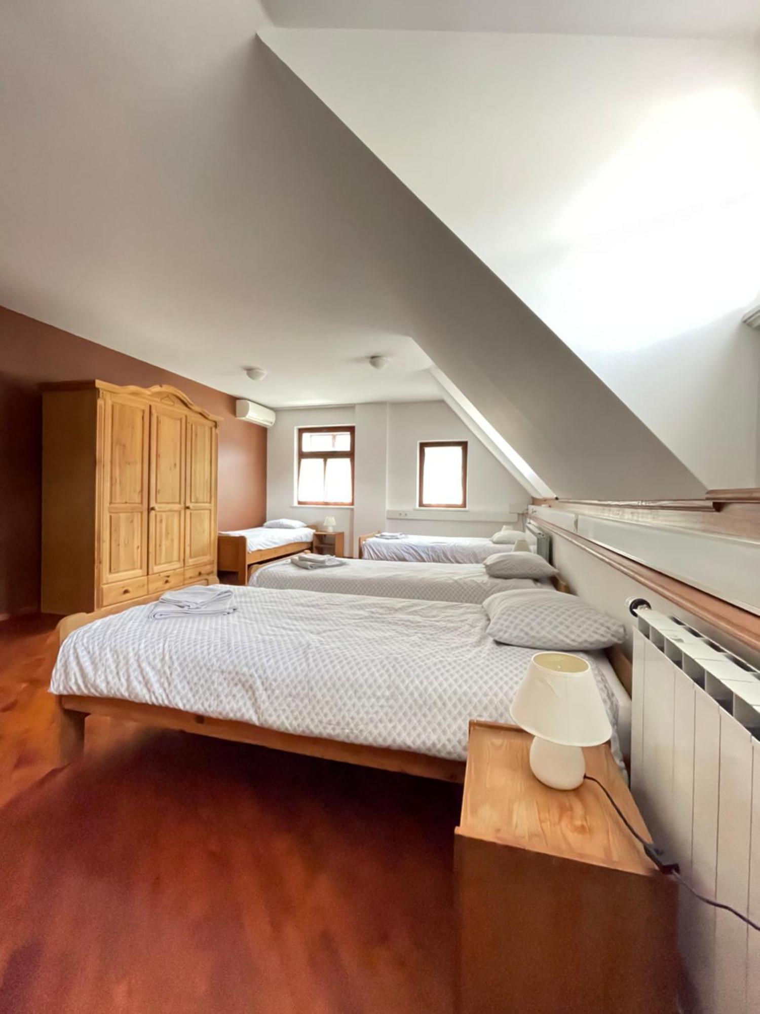 Gostisce Barbara Hotel Idrija Eksteriør billede